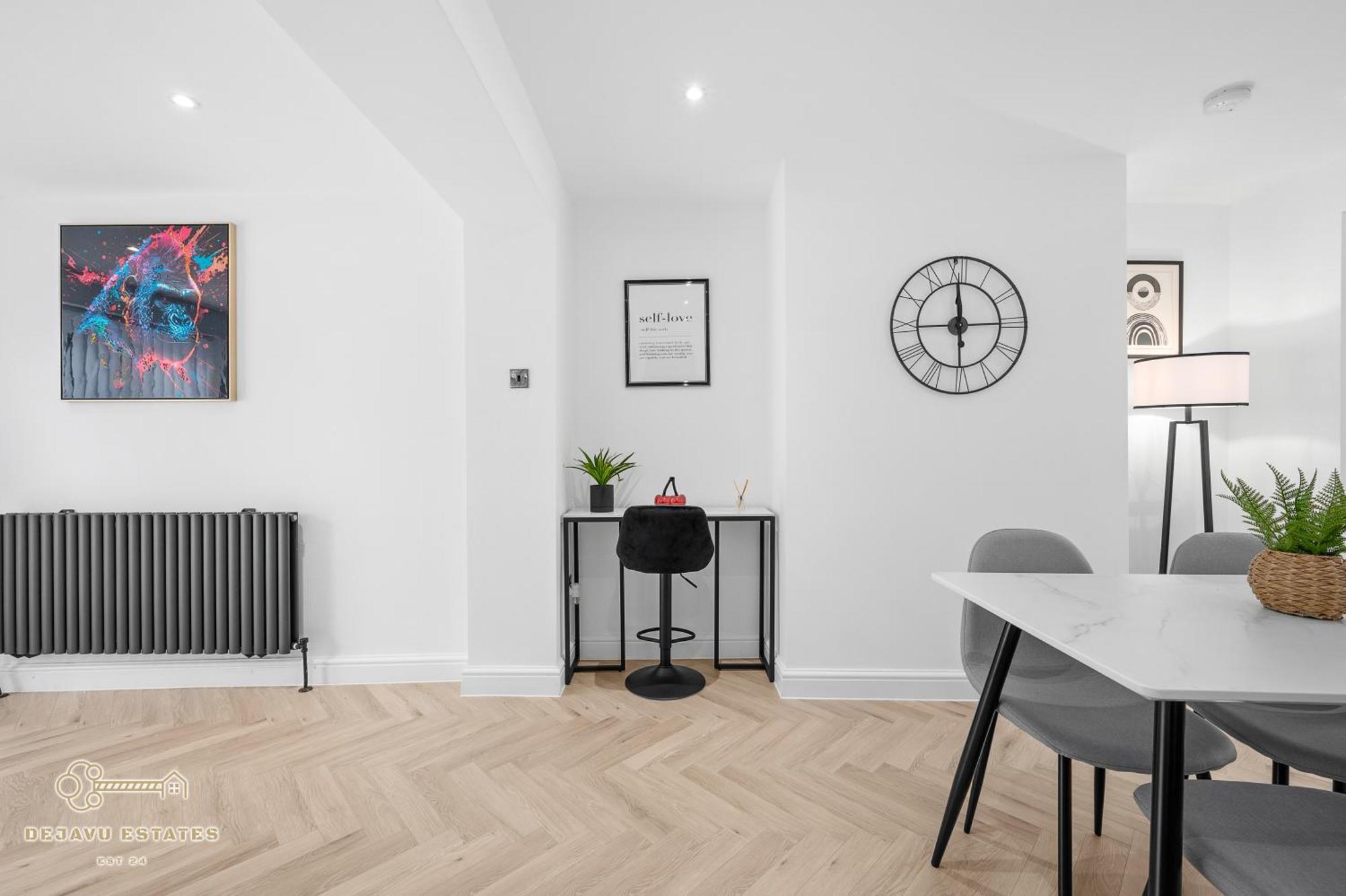 Entire Modern & Spacious 3bdr In Right Next To Coop Live & Ethiad Casa de férias *